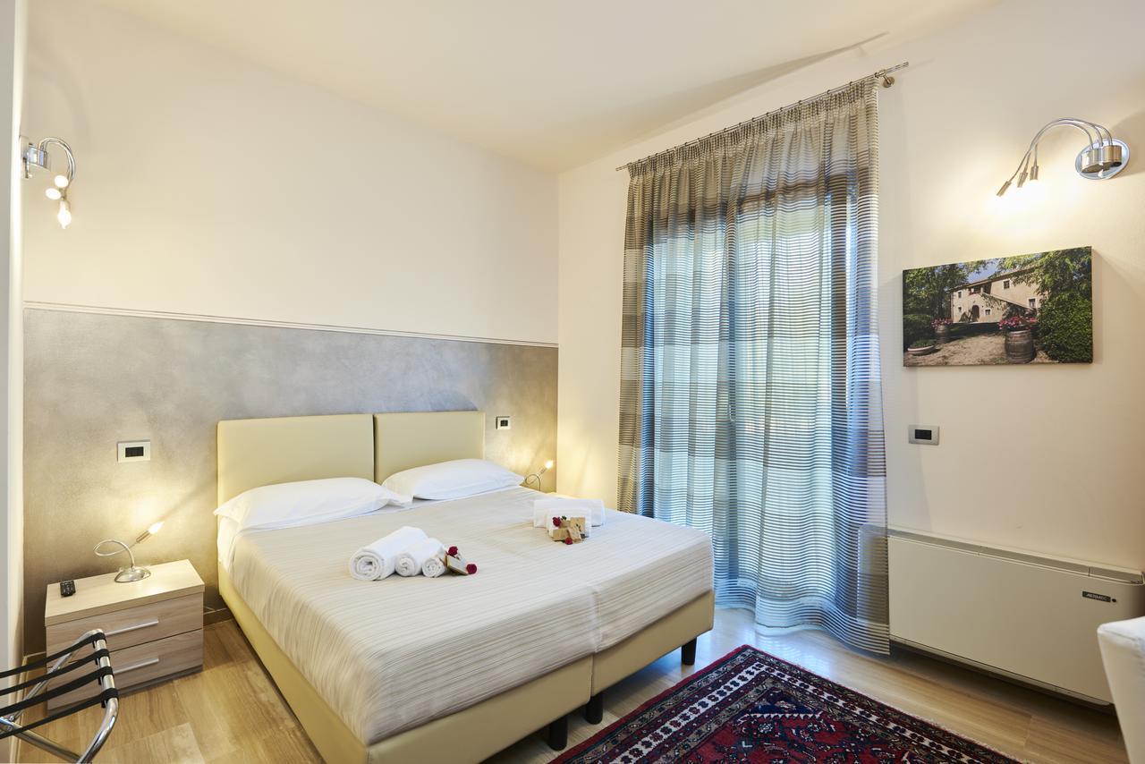 Domus Il Palio Bed & Breakfast Siena Dış mekan fotoğraf